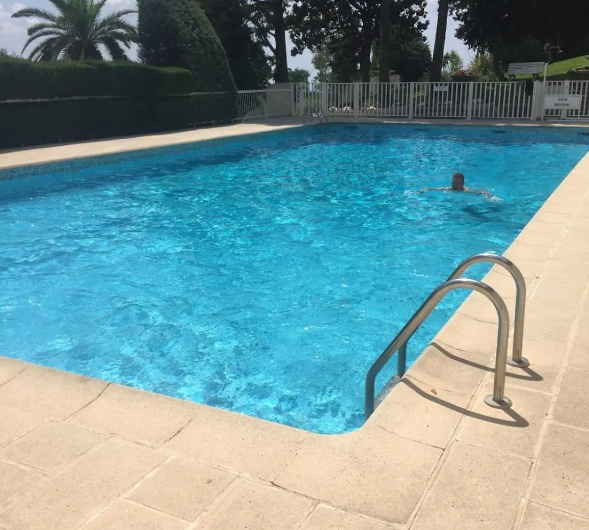 Nice 4 Bedroom Apartment With Sea View - Air Conditioning - Pool Grasse