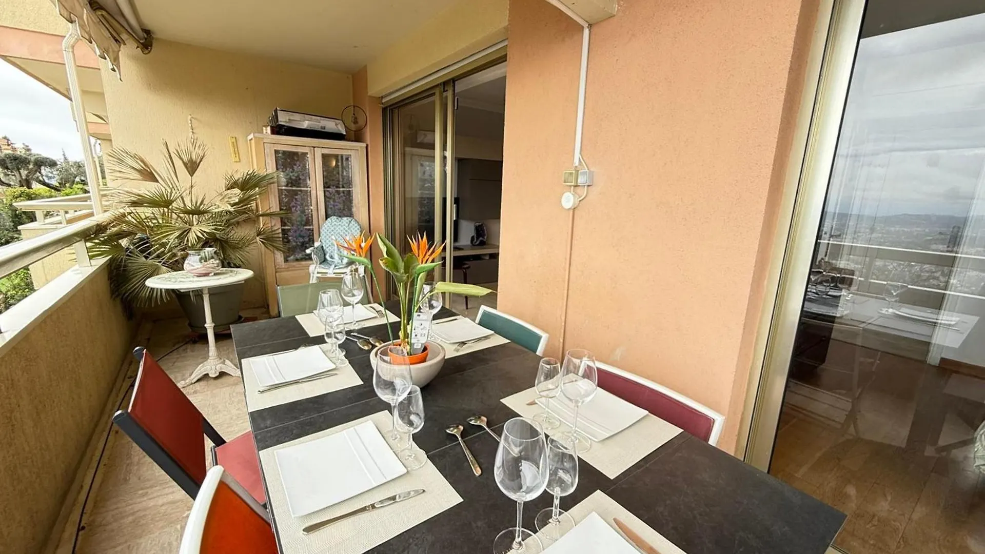 Nice 4 Bedroom Apartment With Sea View - Air Conditioning - Pool Grasse