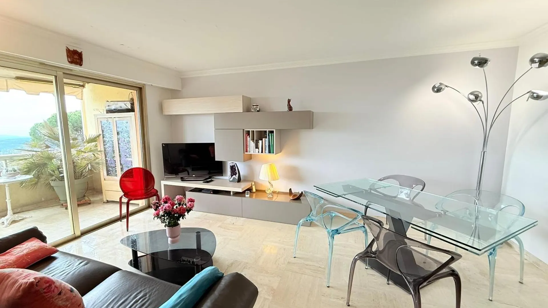 Nice 4 Bedroom Apartment With Sea View - Air Conditioning - Pool Grasse Francie