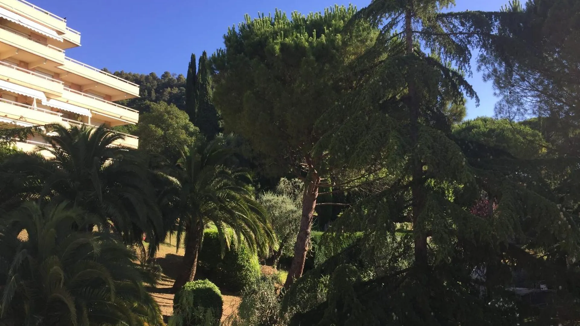 Nice 4 Bedroom Apartment With Sea View - Air Conditioning - Pool Grasse