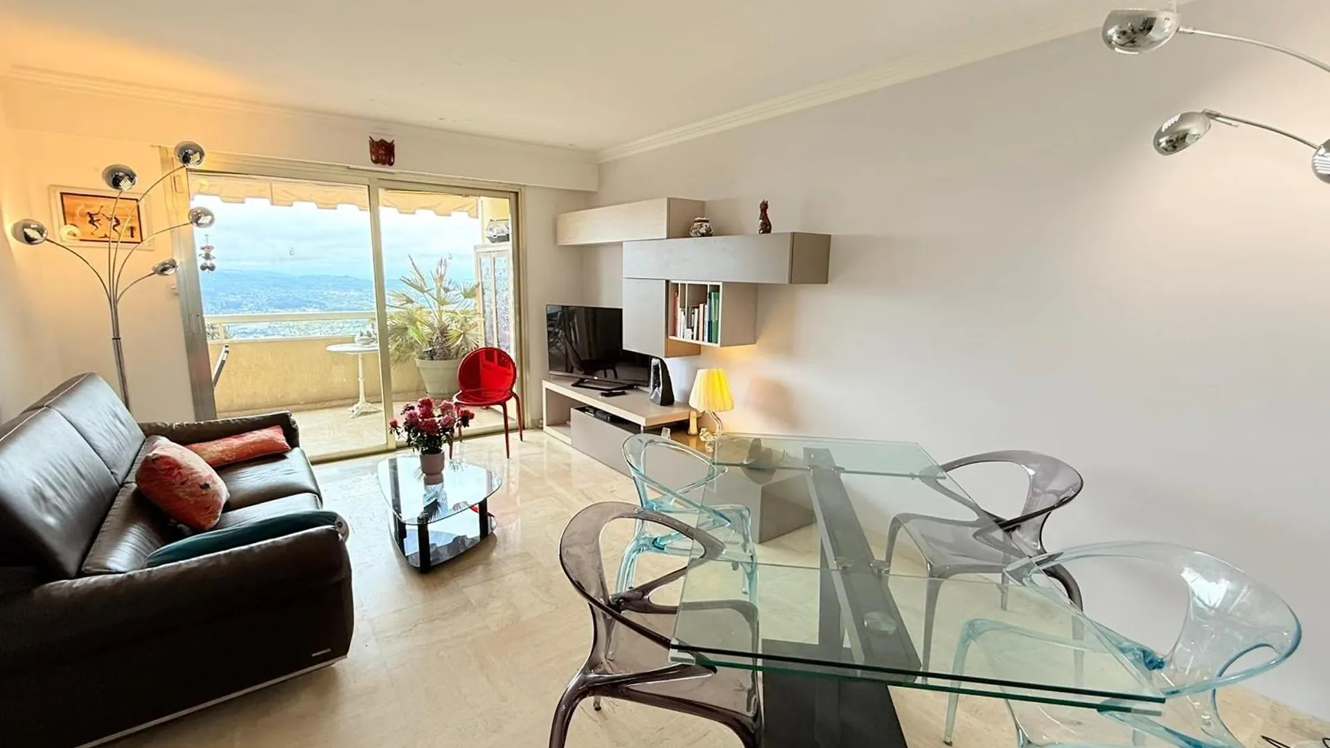 Nice 4 Bedroom Apartment With Sea View - Air Conditioning - Pool Grasse France